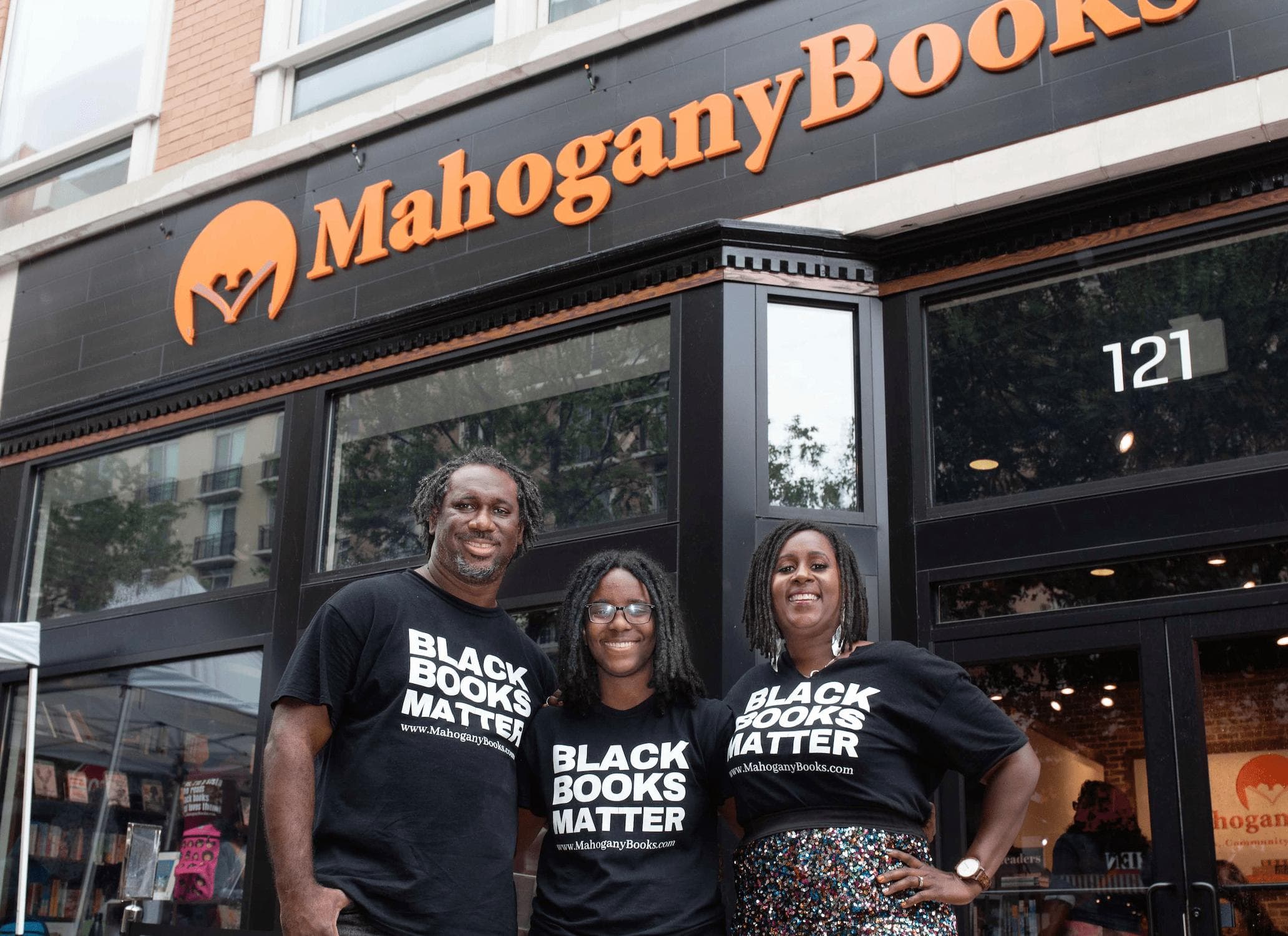 MahoganyBooks in Oxon Hill - Black-Owned business